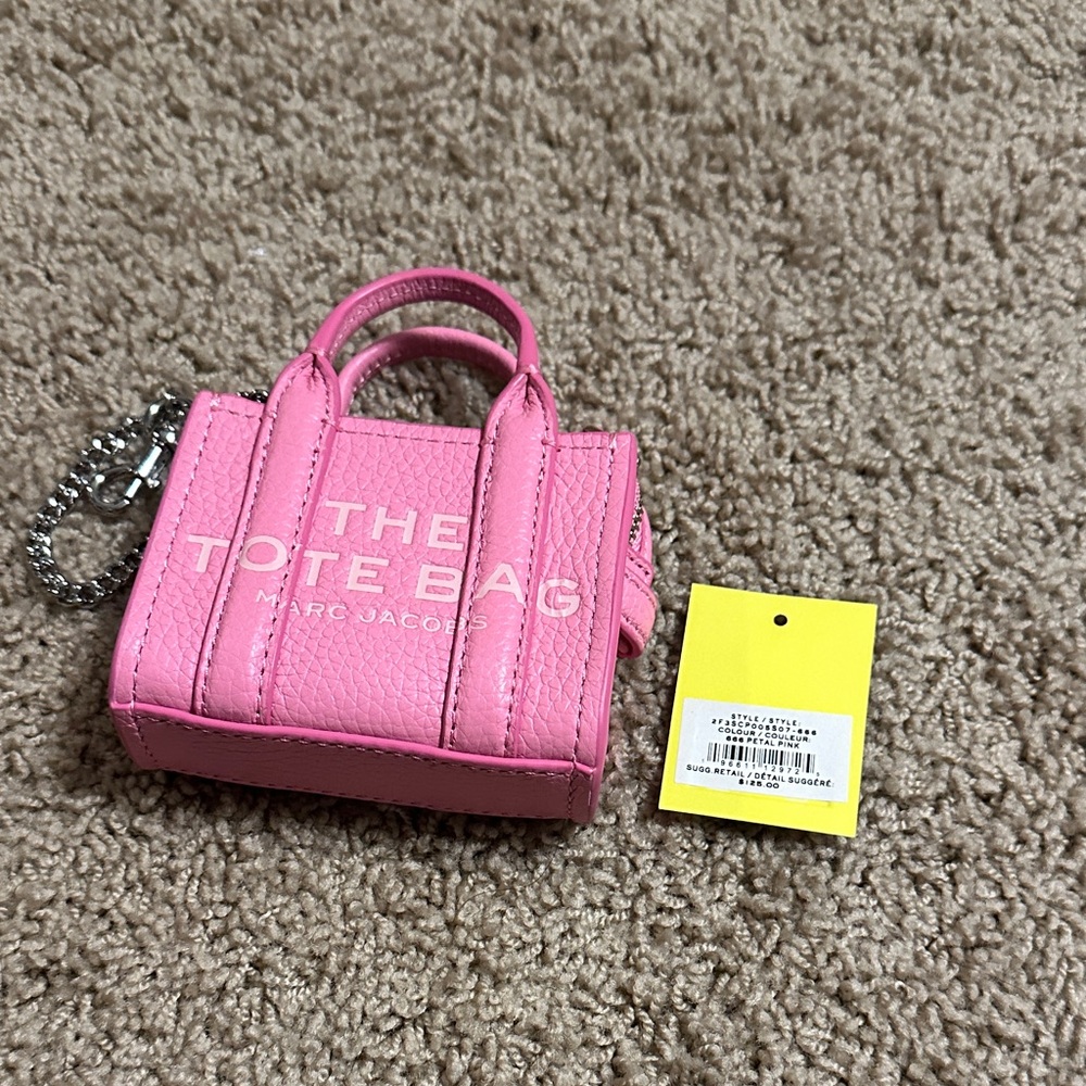 Marc Jacobs Pink Miniature Tote Keychain - Picture 2 of 5